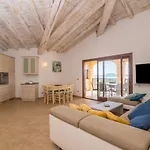 Mansion On The Hill וילה אולביה